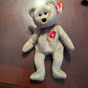 TY Signature Bear 1999 – Rare Errors, 1965(KR), No Stamp, PE Pellets, Hologram